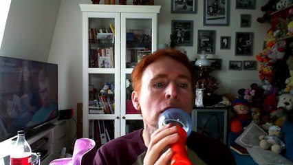 Wiwi égratigne "you can't change me"