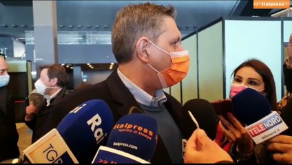 Vaccino, Toti "2 mila dosi al giorno all'hub di Genova"