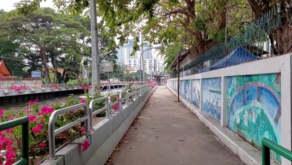 Water Taxi and Shopping Mall in Bangkok