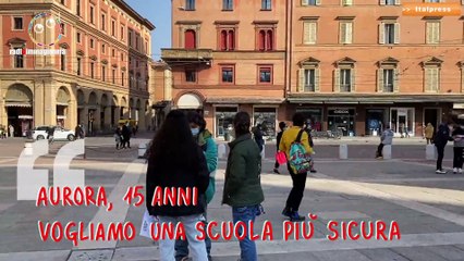 Sondaggio adolescenti “Con la Dad scuola si sta suicidando”