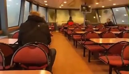 Tempête Ylenia : un bateau touristique complètement balayé par la force des intempéries