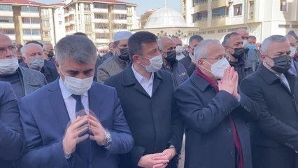 Son dakika! AK Parti'li Ceylan'ın vefat eden annesinin cenazesi defnedildi