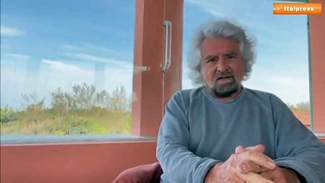 Beppe Grillo difende il figlio: Non è uno stupratore