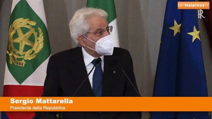 Covid, Mattarella “Grati all’Esercito per il suo impegno”