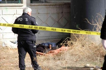 Afyonkarahisar'da 69 yaşındaki adam donmuş bir şekilde ölü bulundu