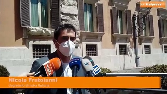 Vaccini, Fratoianni “Draghi segua la svolta di Biden sui brevetti”