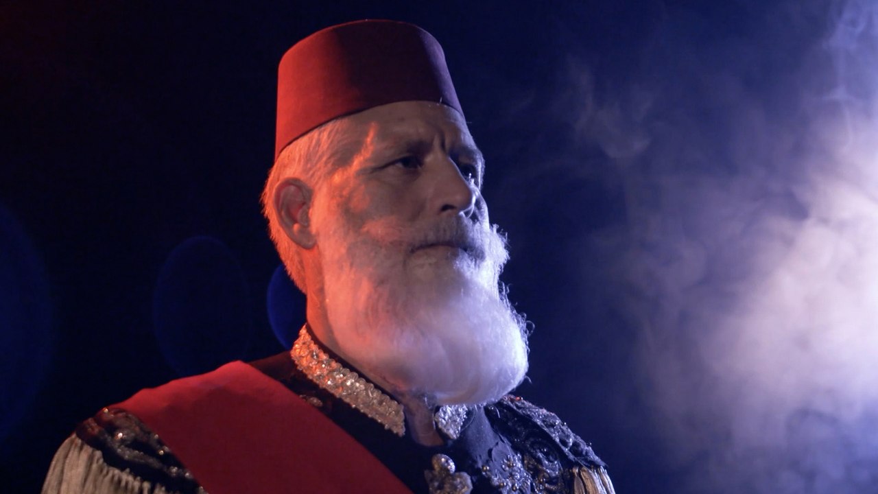 ترويج/ خارج النص- كتاب كل رجال الباشا