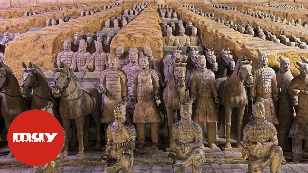 Hallan 20 guerreros de terracota más en la tumba secreta del emperador de China