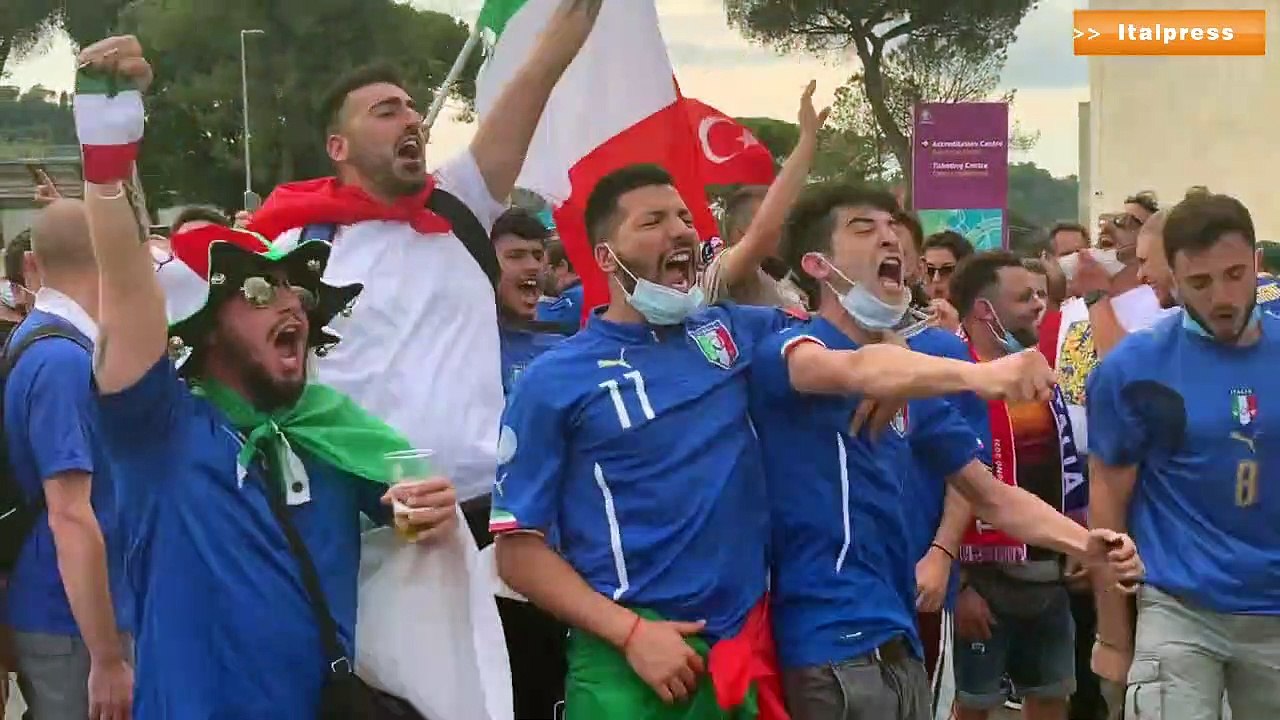 I tifosi ci credono: "Questa Italia può andare lontano"