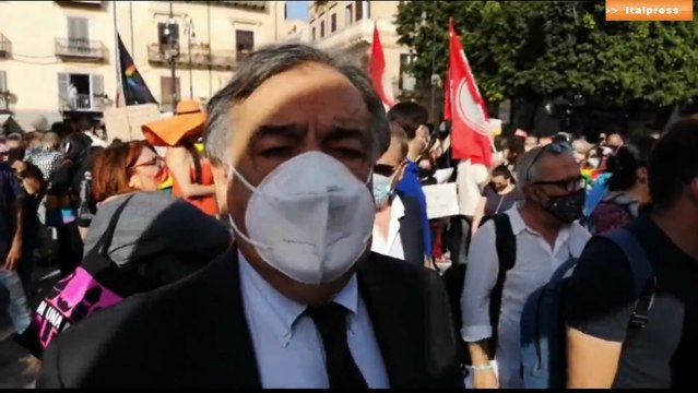 Palermo, Orlando Aggressione omofoba offesa a città, approvare legge Zan