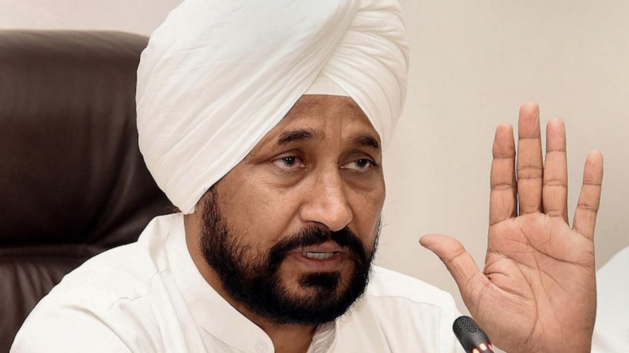 Politics erupts over CM Channi 'UP-Bihar ke Bha...