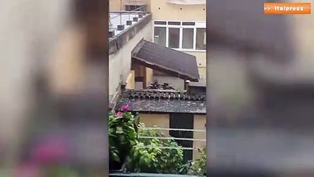 Maltempo in Piemonte, violenta grandinata a Torino