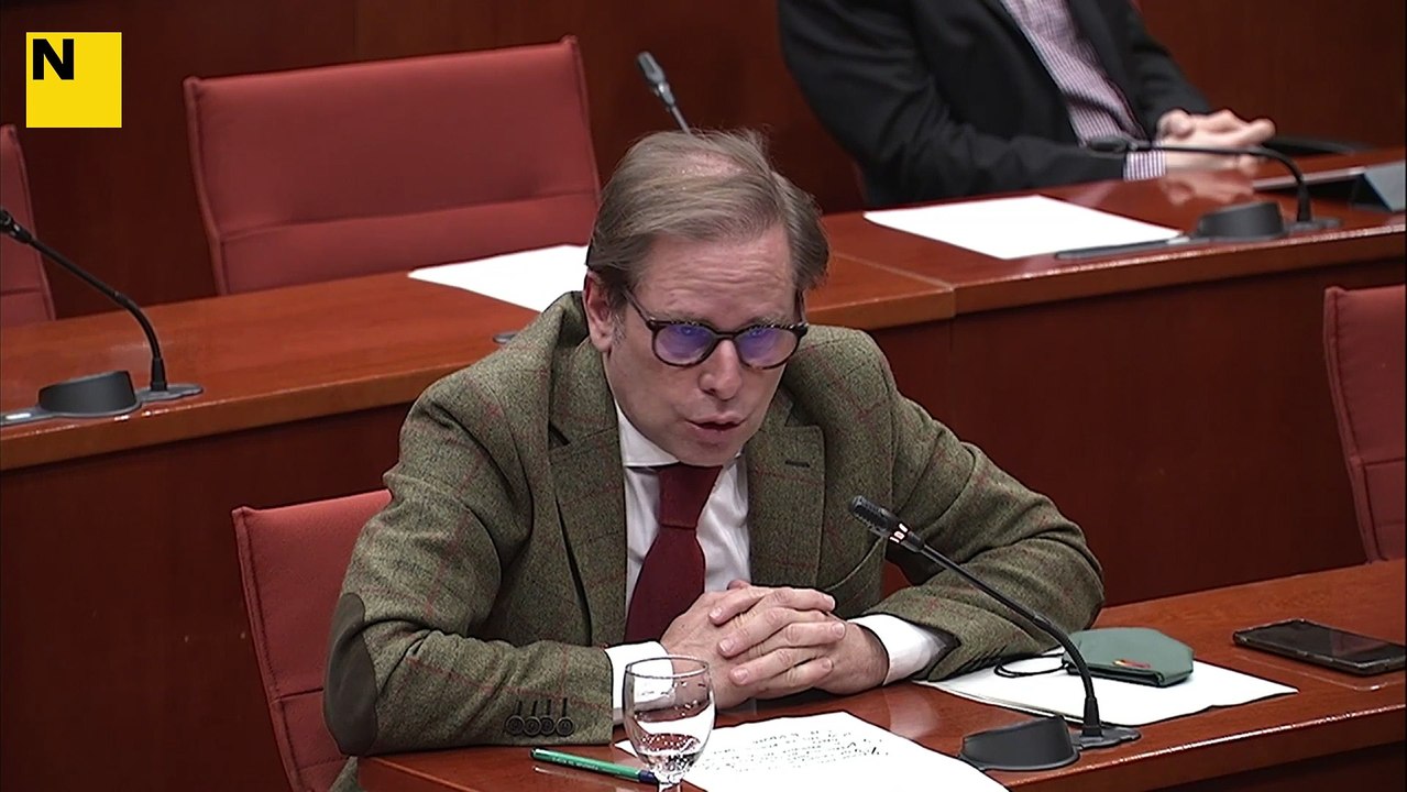 Adeu definitiu als privilegis, el Parlament elimina les llicències per edat