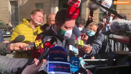 Governo, Salvini "Basta teatrini, tornare al voto"