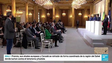 El presidente francés Emmanuel Macron entrega detalles sobre la salida de su país de Mali