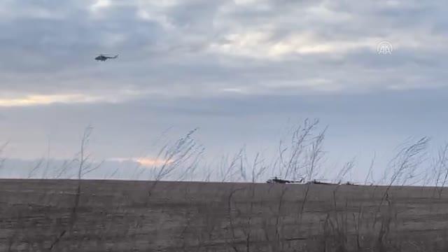 Sınır hattında helikopter hareketliliği