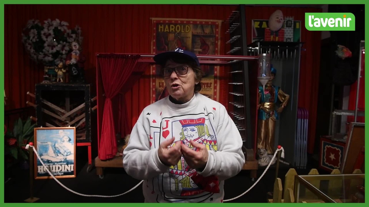 Fernelmont: visite du musée de la magie avec Monica