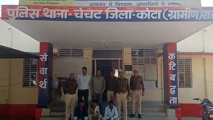 Descargar video: पुलिस ने खोदी खाई  पर चोरों से नहीं जीत पाई : कोटा जिले में अवैध बजरी खनन जोरों पर...