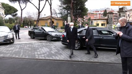 Covid, Mattarella si è vaccinato allo Spallanzani