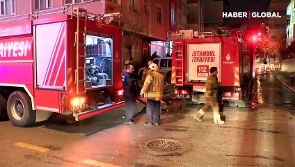 Ümraniye'de 5 katlı binanın çatısı alevlere teslim oldu