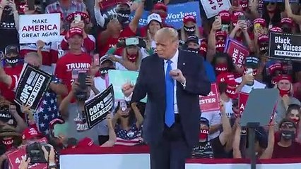 Juiz ordena que Trump deponha sobre suas práticas fiscais