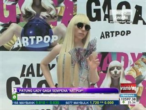 Patung Lady Gaga sempena Artpop di Jepun