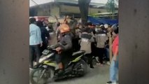 Sekelompok Orang Berkaos Satpam Serang Para Buruh yang Menggelar Aksi Mogok