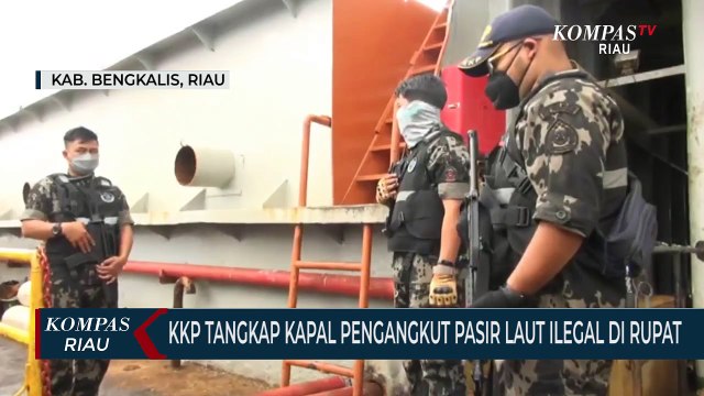 KKP Tangkap Kapal Pengangkut Pasir Laut Ilegal Di Rupat