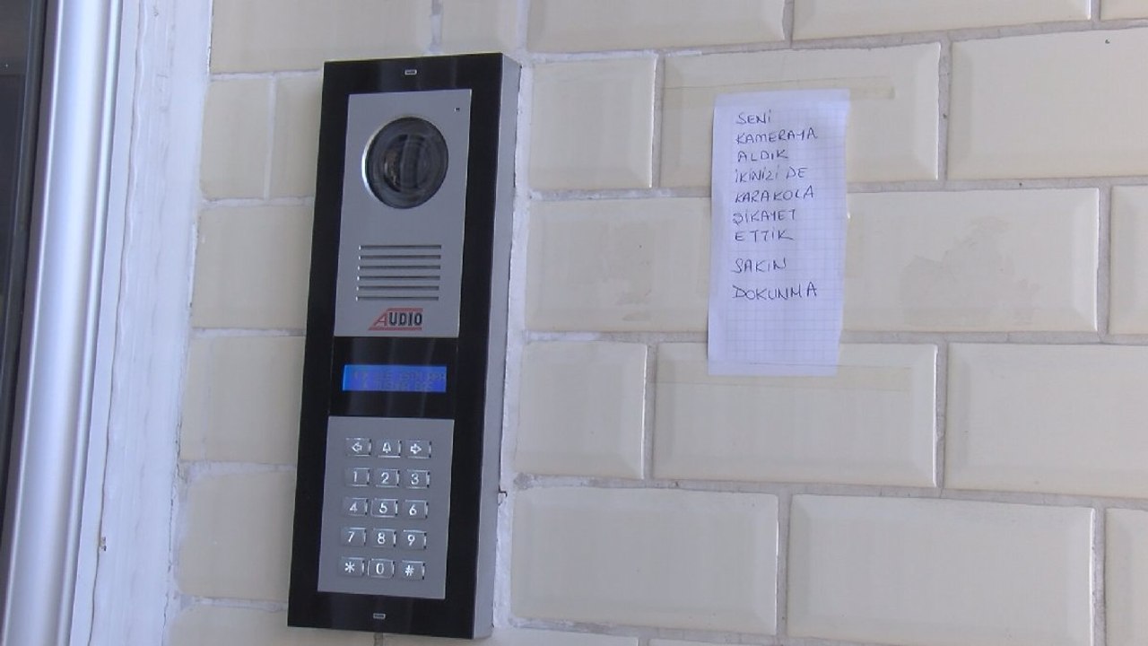 Zilleri çalınan apartman sakinleri çareyi hırsızlara not