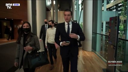 Extrait du documentaire Ligne Rouge sur la campagne des présidentielles et plus précisément sur le poulain de Marine Le Pen, Jordan Bardella. Il est également le compagnon de sa nièce, Nolwenn Olivier.