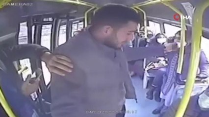 Tuzla’da minibüs şoförüne "aşırı hız yaptın" dayağı kamerada
