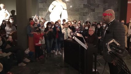 ANTALYA MÜZESİ'NDE HEYKELLER ARASINDA OPERA