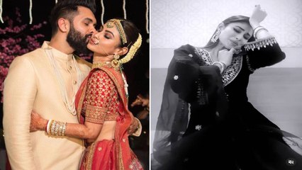 Mouni Roy ने लता मंगेशकर के गाने पिया तोसे पर किया बेहतरीन dance, Fans ने की जमकर तारीफ | FilmiBeat