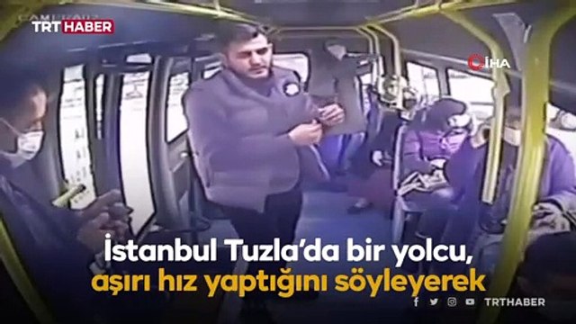 Tuzla’da bir yolcu, direksiyon başındaki minibüs şoförüne saldırdı