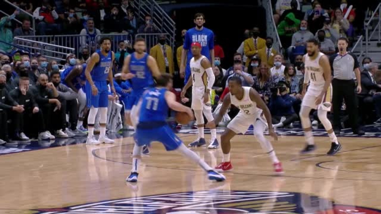 Highlights: Doncic mit Lehrbuch-Buzzer-Beater