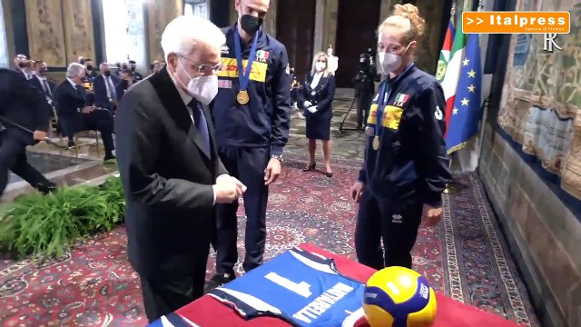 Mattarella riceve Nazionali volley Un esempio per l'Italia