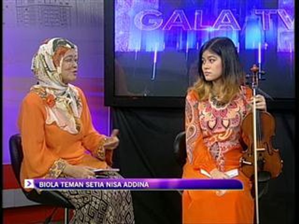 Biola teman setia Nisa Addina
