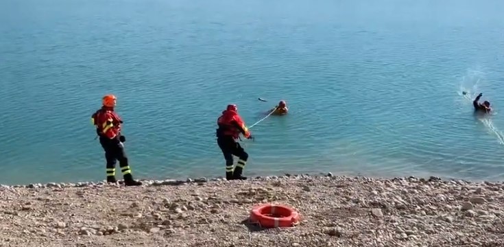 Treviso - Vigili del Fuoco, esercitazione di soccorso nel lago Le Bandie (18.02.22)