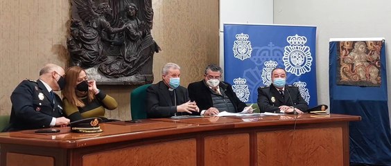 El abogado de Erik el Belga entregó a la policía el último fragmento de los tapices robados en Castrojeriz