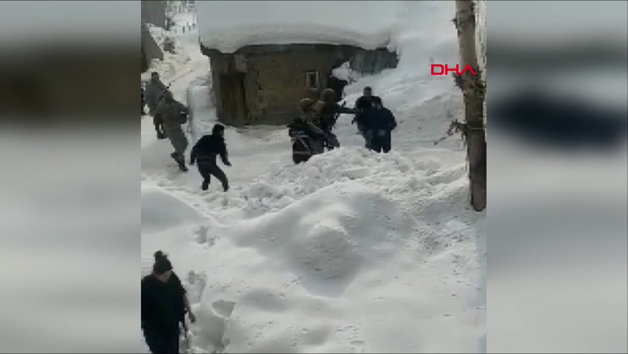 Yüksekova'da sayaç taramasında gerginlik: 3 yar...