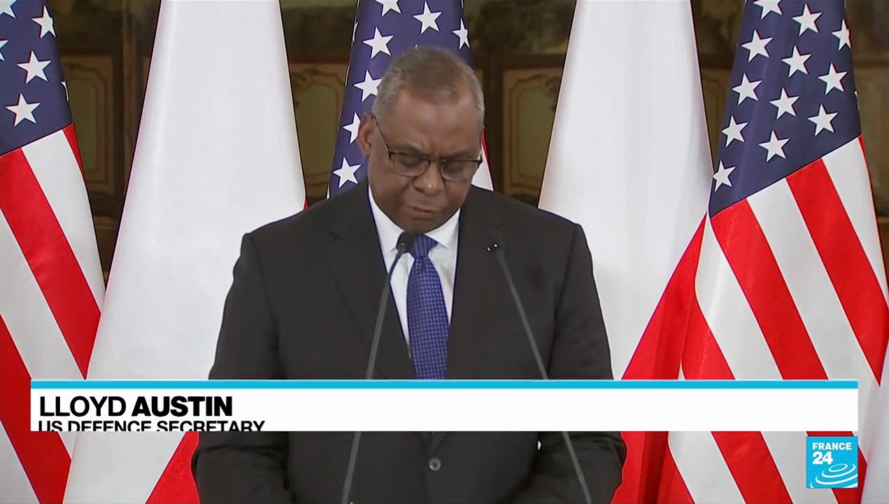 Ukraine-Russia crisis: US defense secretary urges de-escalation