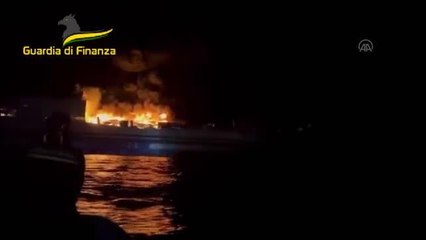 Son dakika gündem: Yunanistan'ın Igoumenitsa Limanı'ndan yola çıkan feribotta yangın (3)