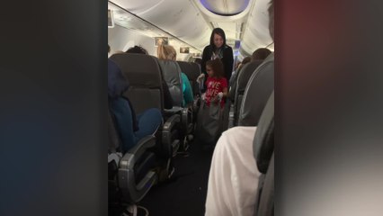 Girl With Learning Disabilities Becomes Flight Attendant For The Day | Happily TV