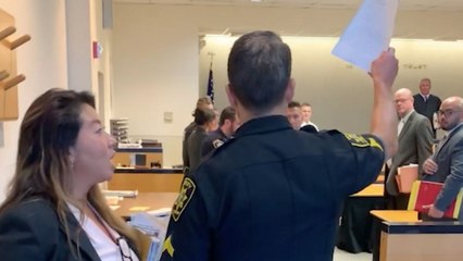 Sheriff's Deputy Proposes In Courtroom With Writ Asking To Marry Girlfriend | Happily TV