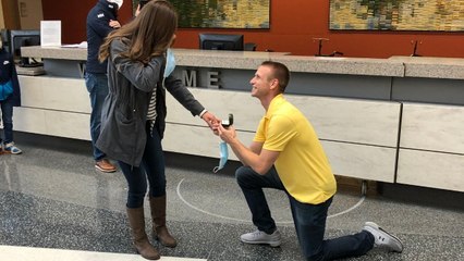 Police Officer Who Was Shot On Duty Proposes After Being Discharged | Happily TV