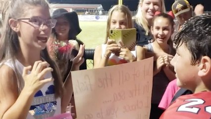 Adorable Homecoming Dance Proposal For Near-Fatal Car Crash Survivor | Happily TV