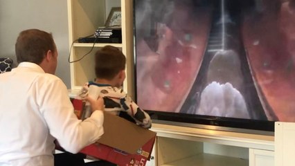 Dad Recreates Splash Mountain Ride In Living Room With Box And Water Spray | Happily TV