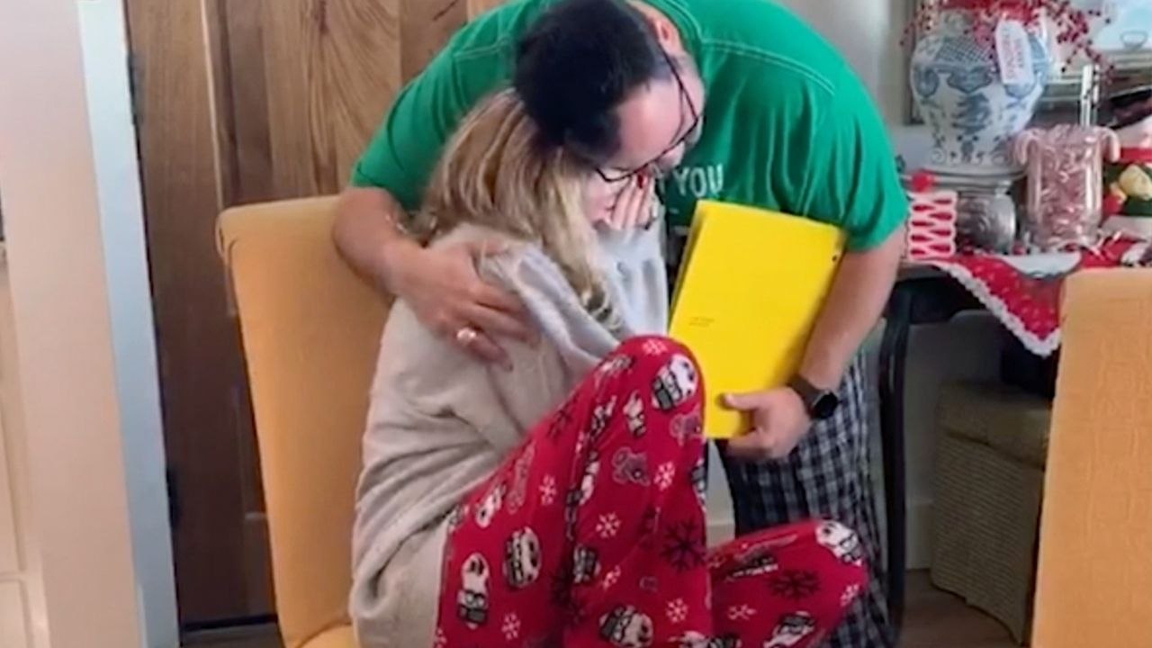 Man Surprises Stepdaughter With Adult Adoption Papers | Happily TV