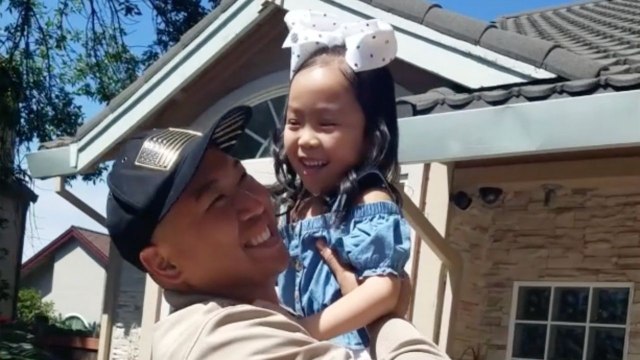 Military Dad Surprises Daughter With Birthday Homecoming | Happily TV