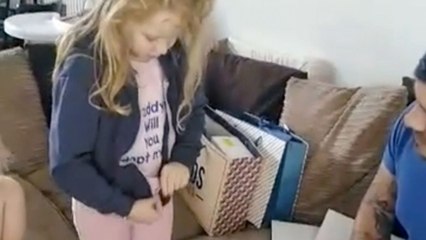 Girl Reveals T-Shirt Asking Stepdad To Adopt Her | Happily TV